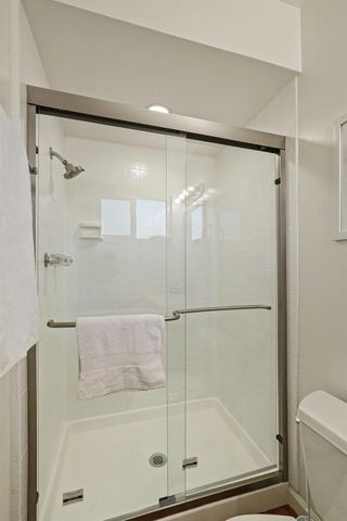 2127 Oxford Way, Lodi, CA 95242