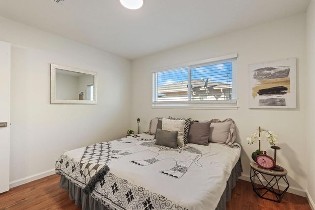 2127 Oxford Way, Lodi, CA 95242