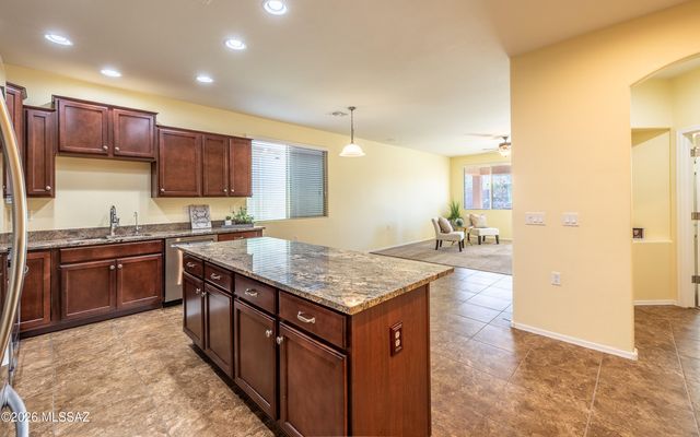 13964 E Stanhope Boulevard, Vail, AZ 85641