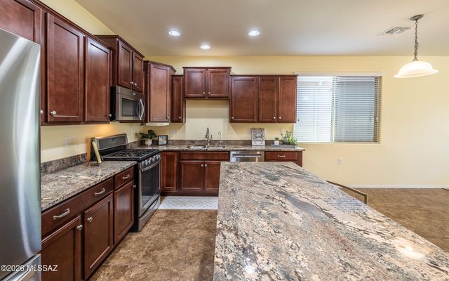 13964 E Stanhope Boulevard, Vail, AZ 85641