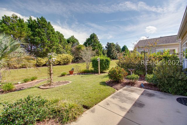 25 Wild Strawberry Ln, Bluffton, SC 29909