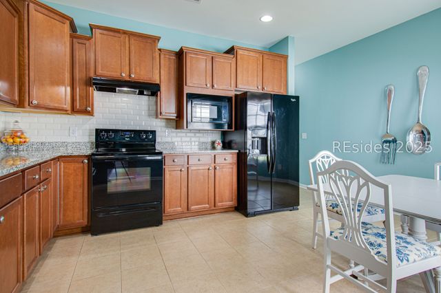 25 Wild Strawberry Ln, Bluffton, SC 29909