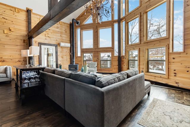 489 Sally J Road, Mt Vernon, KY 40456