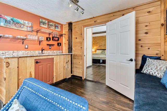 489 Sally J Road, Mt Vernon, KY 40456