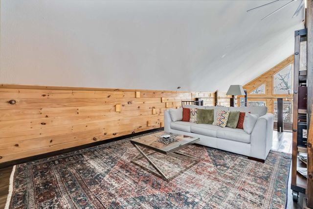 489 Sally J Road, Mt Vernon, KY 40456