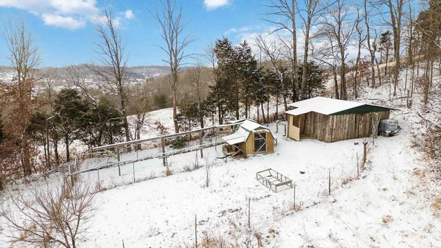 489 Sally J Road, Mt Vernon, KY 40456