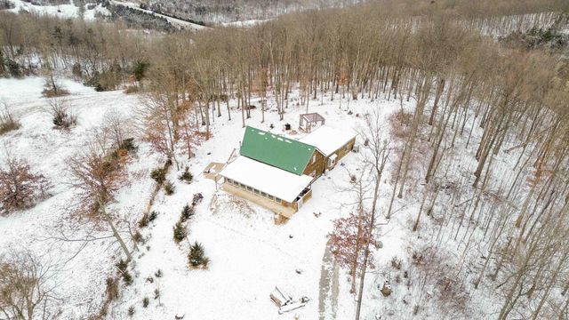 489 Sally J Road, Mt Vernon, KY 40456