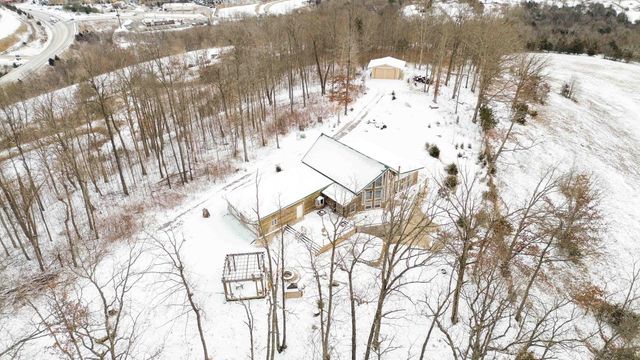 489 Sally J Road, Mt Vernon, KY 40456