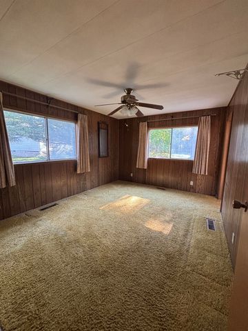 2247 Oakridge Drive, Farwell, MI 48622