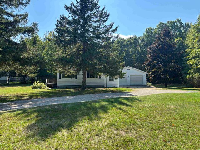 2247 Oakridge Drive, Farwell, MI 48622