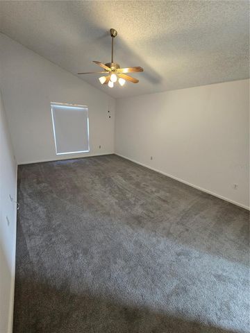 2106 DARLINGTON OAK DRIVE, Seffner, FL 33584