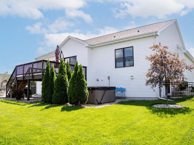 534 Foxfield ROAD, Oregon, WI 53575