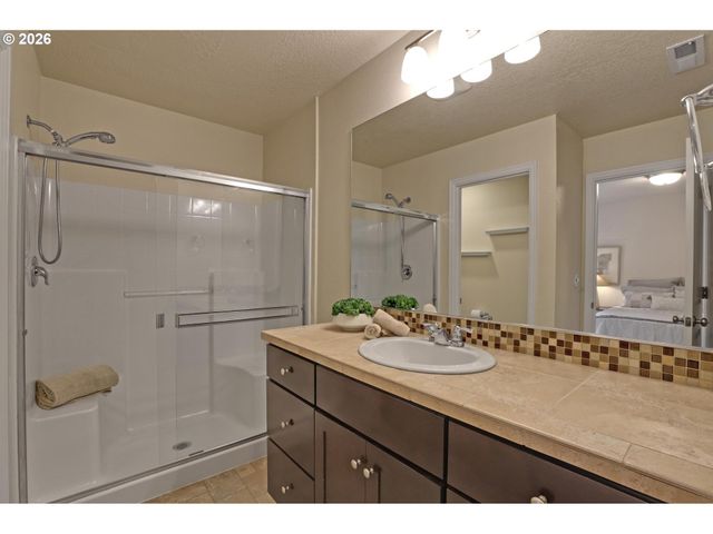 21836 Sw BERKSHIRE Ter, Sherwood, OR 97140