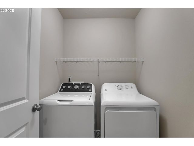 21836 Sw BERKSHIRE Ter, Sherwood, OR 97140