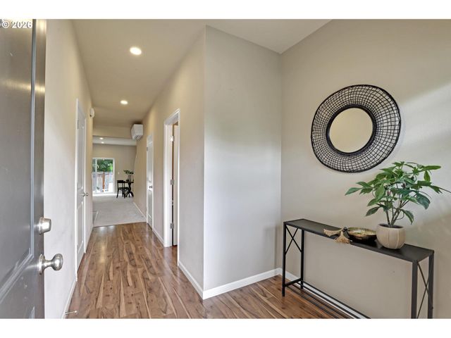 21836 Sw BERKSHIRE Ter, Sherwood, OR 97140