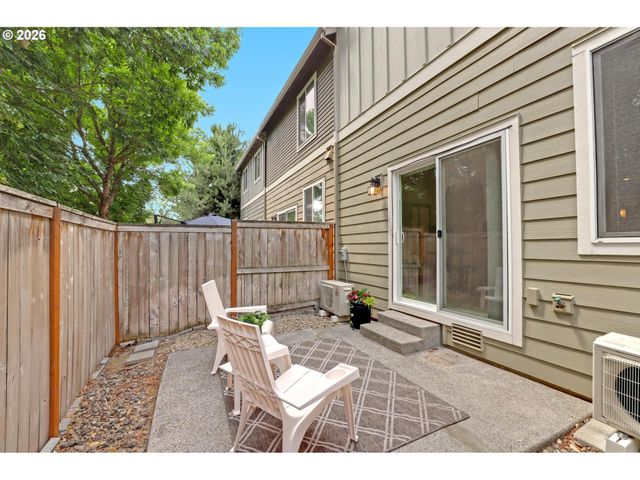 21836 Sw BERKSHIRE Ter, Sherwood, OR 97140