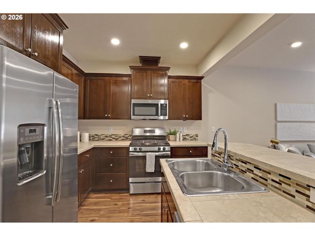 21836 Sw BERKSHIRE Ter, Sherwood, OR 97140
