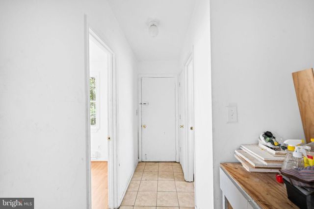 4225 GAULT PL NE, Washington, DC 20019