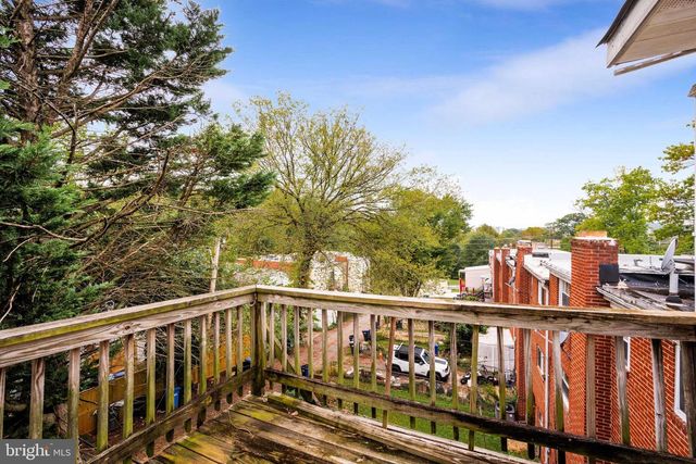 4225 GAULT PL NE, Washington, DC 20019