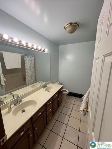 1240 Howeytown Road, East Stroudsburg, PA 18302