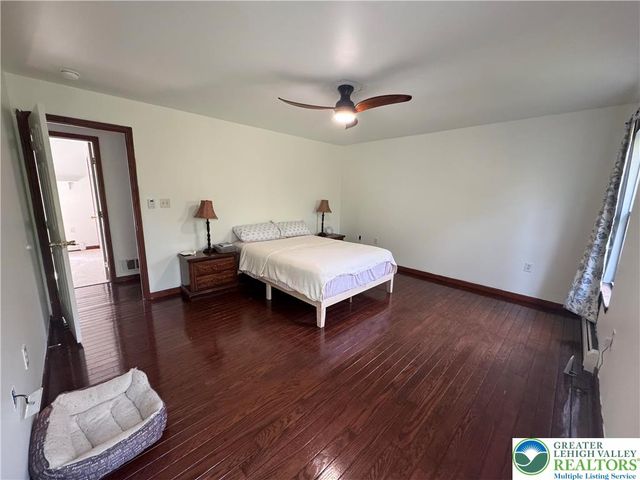 1240 Howeytown Road, East Stroudsburg, PA 18302