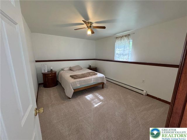 1240 Howeytown Road, East Stroudsburg, PA 18302