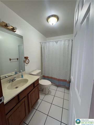 1240 Howeytown Road, East Stroudsburg, PA 18302