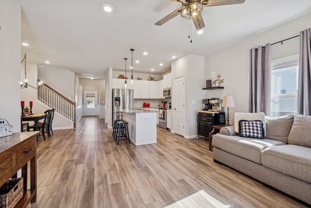 3033 Goodtown Trce, Columbia, TN 38401