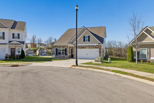 3033 Goodtown Trce, Columbia, TN 38401