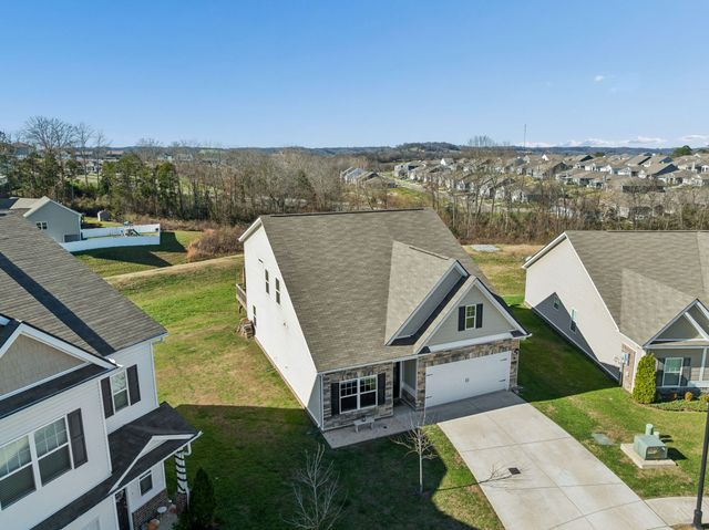 3033 Goodtown Trce, Columbia, TN 38401