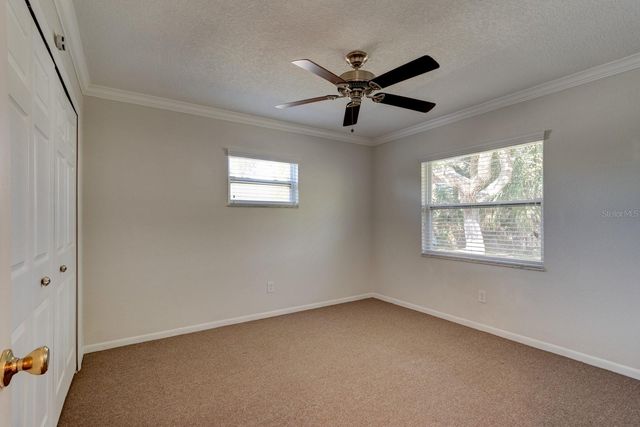 712 OAKWOOD AVENUE, New Smyrna Beach, FL 32169