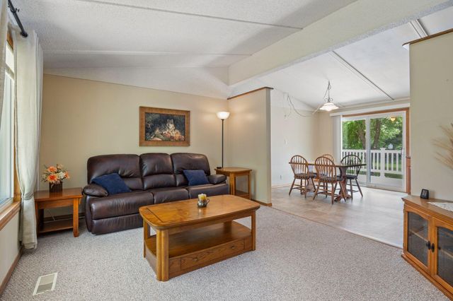 5240 318th Street, Stacy, MN 55079