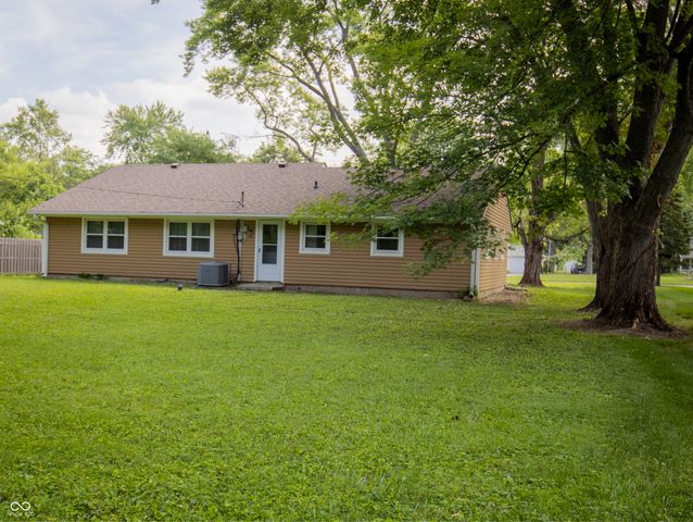 8032 Chiltern Drive, Indianapolis, IN 46268