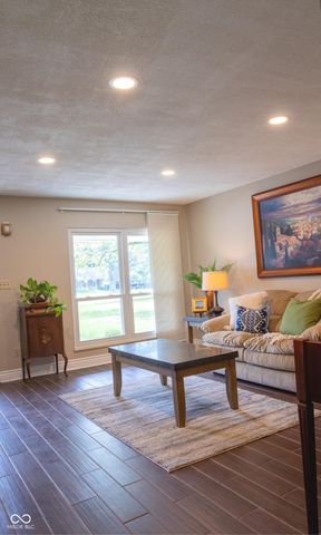 8032 Chiltern Drive, Indianapolis, IN 46268