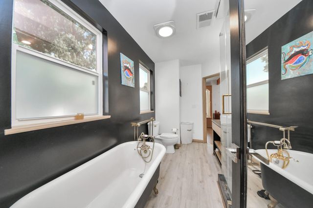 2402 Barbee Street, Houston, TX 77004