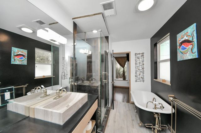 2402 Barbee Street, Houston, TX 77004