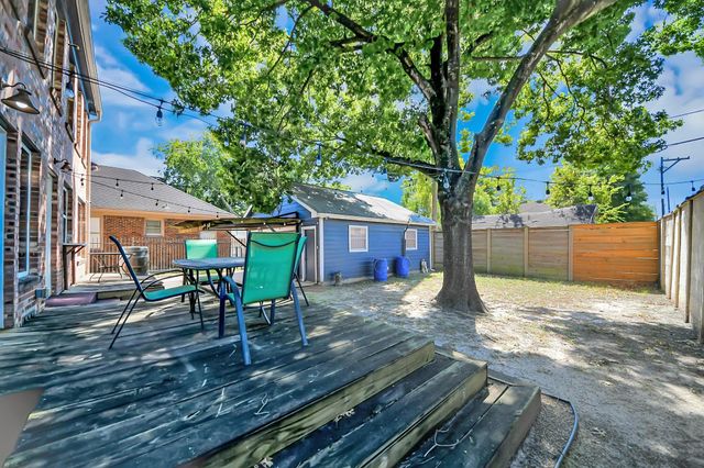 2402 Barbee Street, Houston, TX 77004