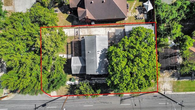 2402 Barbee Street, Houston, TX 77004
