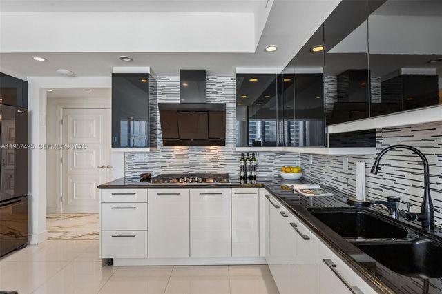 3535 S Ocean Drive 2106, Hollywood, FL 33019