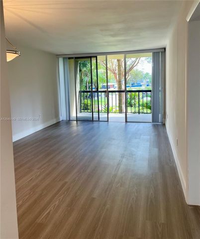 10835 SW 112th Avenue 212, Miami, FL 33176