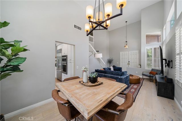 5371 Carmento Drive, Oak Park, CA 91377