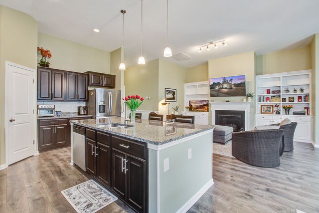 2511 Hummingbird Lane, Summerville, SC 29483