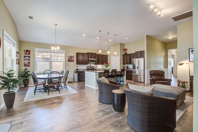 2511 Hummingbird Lane, Summerville, SC 29483