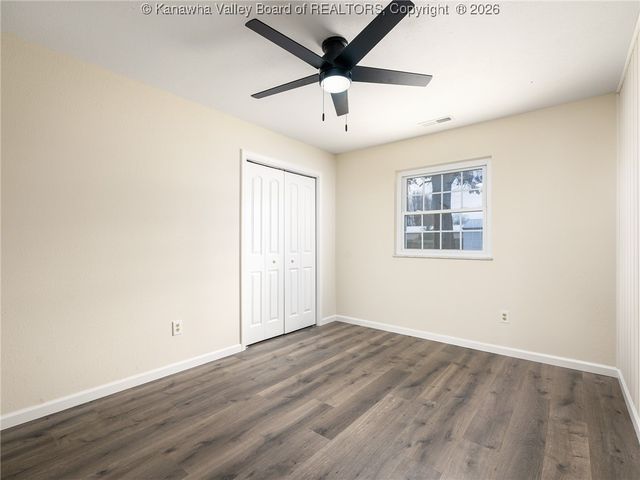 139 Woodland Forest, Winfield, WV 25213