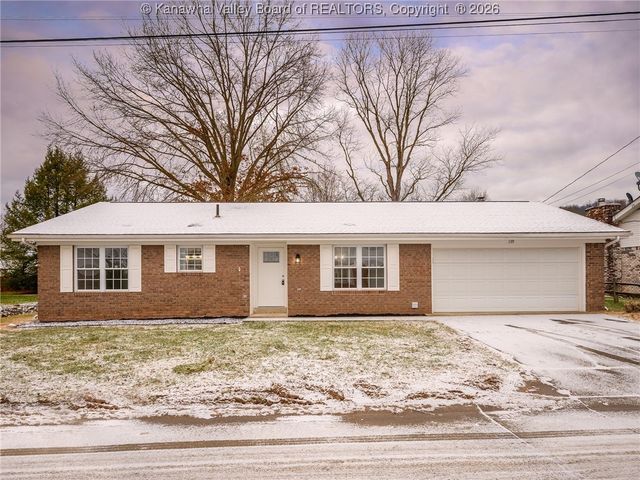 139 Woodland Forest, Winfield, WV 25213