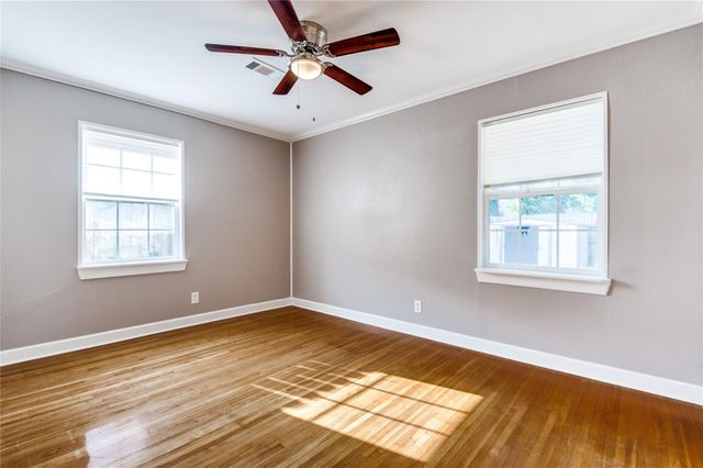 118 Southbrook Circle, Houston, TX 77060