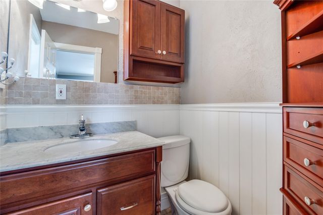 118 Southbrook Circle, Houston, TX 77060