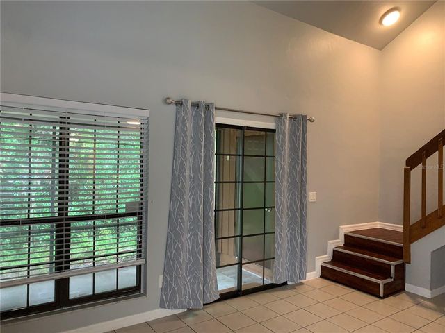5754 SW 8TH PLACE, Gainesville, FL 32607