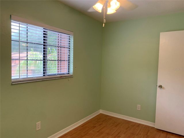 5754 SW 8TH PLACE, Gainesville, FL 32607