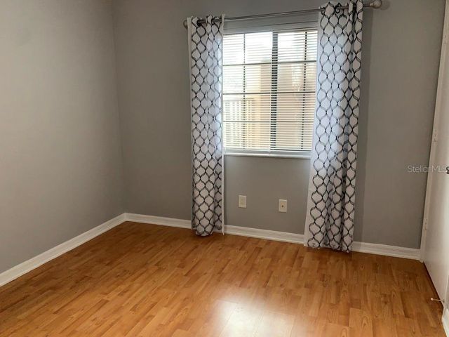 5754 SW 8TH PLACE, Gainesville, FL 32607